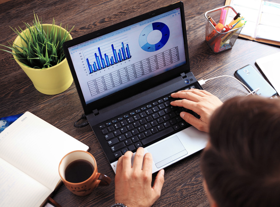 上海刑事案件律師解讀:非國家工作人員吃回扣10萬的量刑分析