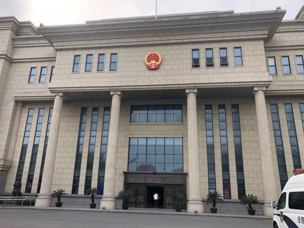 如何舉報涉嫌高利轉(zhuǎn)貸罪的違法行為？上海刑事案件律師來回答